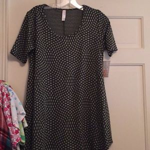 Lula prefect tee~~final price.